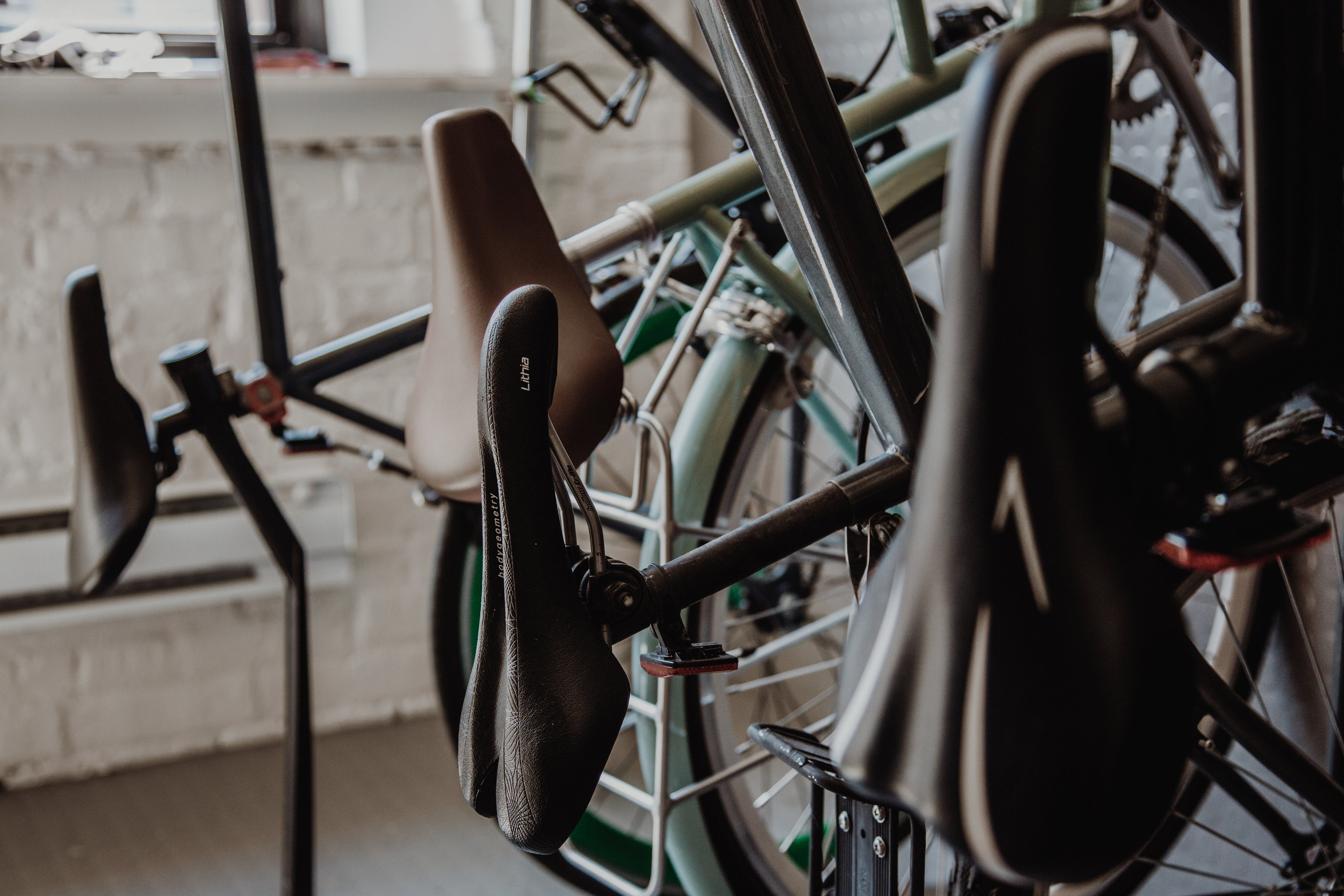 range vélos suspendus