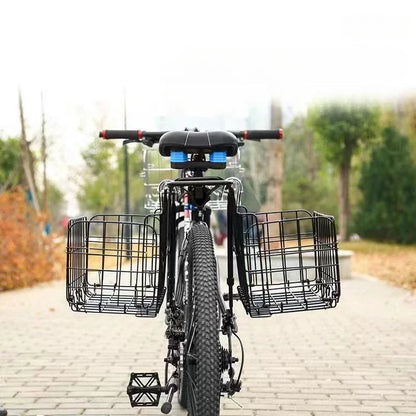 panier velo suspendu sur le porte bagage vélo